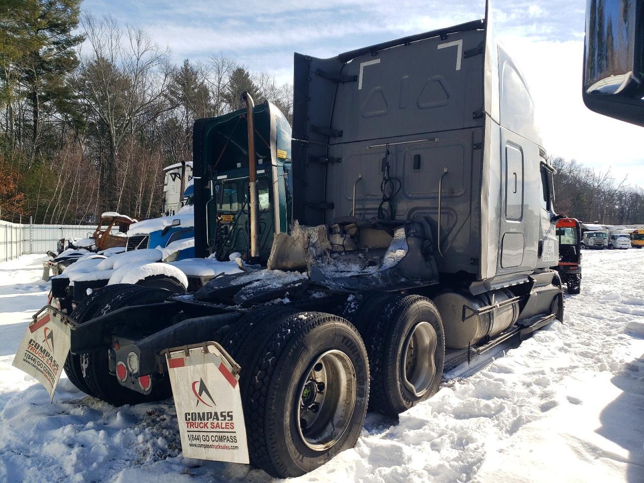 2024 Freightliner Cascadia 126 Semi Truck