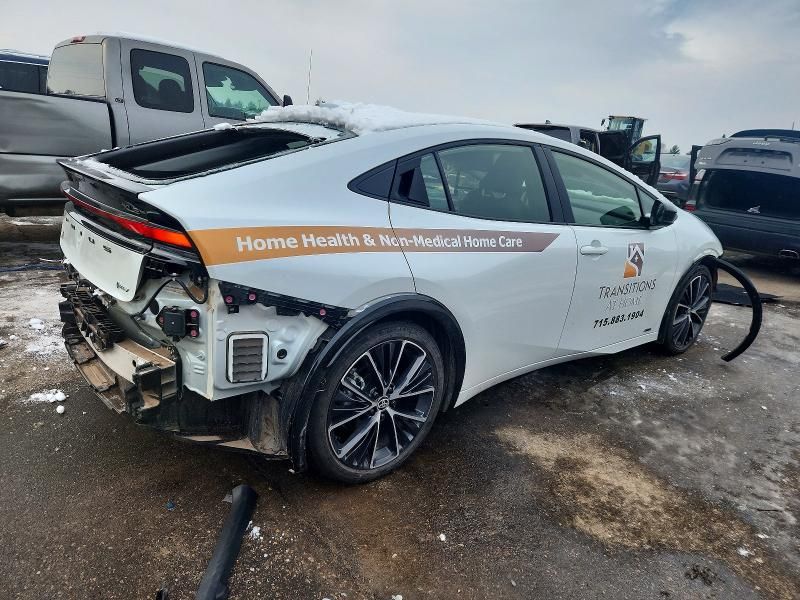 2024 Toyota Prius le