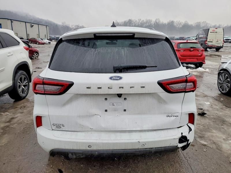 2023 Ford Escape st Line