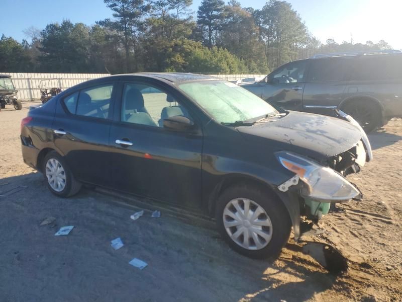 2019 Nissan Versa
