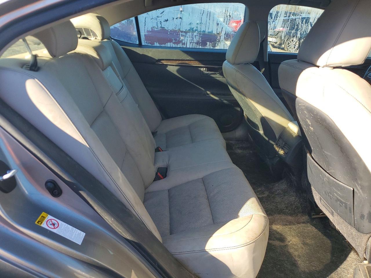 2016 Lexus Es 300h