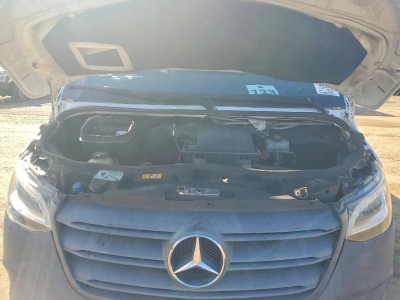 2019 Mercedes-Benz 2019 Mercedes Benz Sprinter 2500 Delivery van