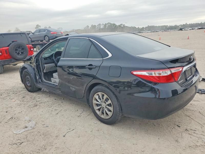 2017 Toyota Camry le