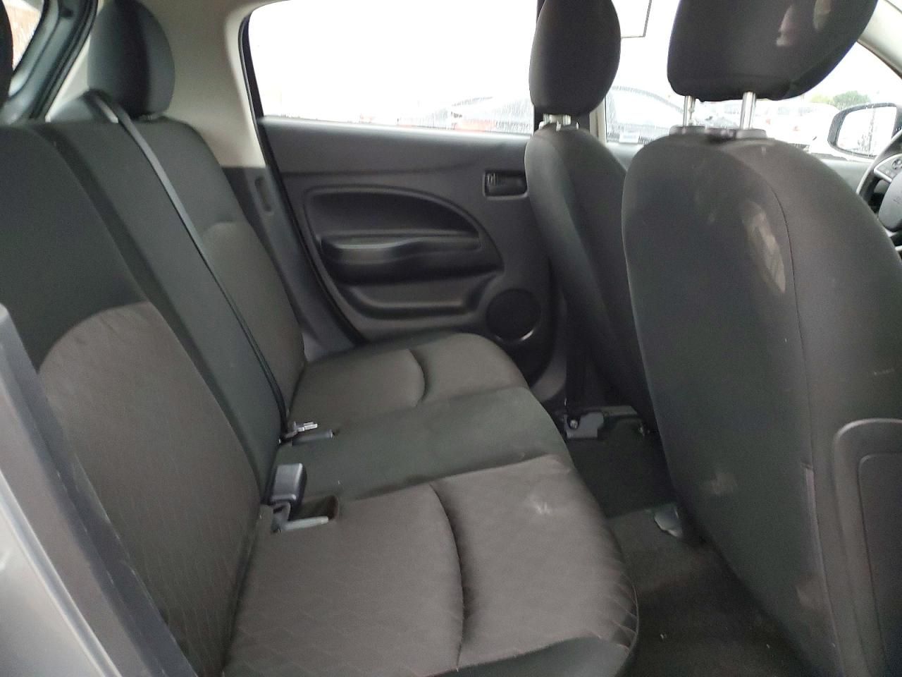 2021 Mitsubishi Mirage es