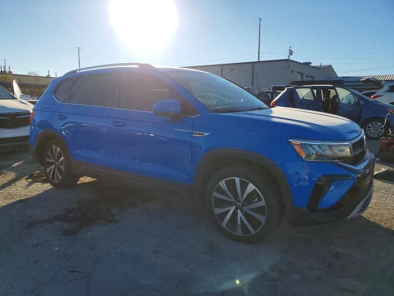 2022 Volkswagen Taos se