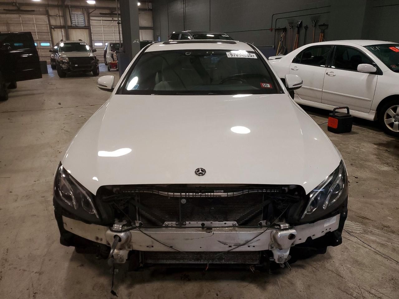 2017 Mercedes-Benz E 300 4matic