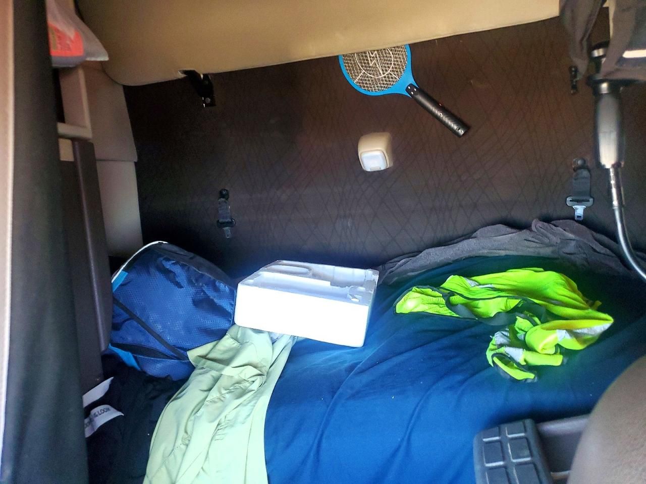 2016 Volvo Vnl Semi Truck