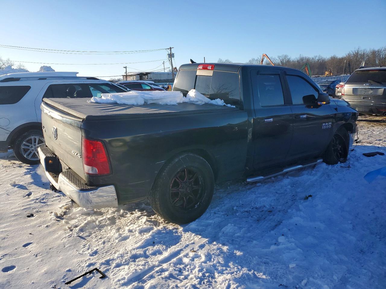 2015 Dodge RAM 1500 SLT