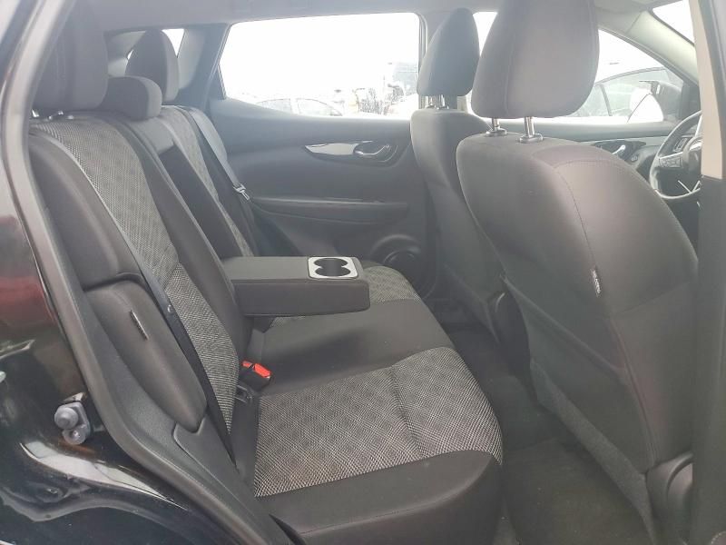 2021 Nissan Rogue Sport sv