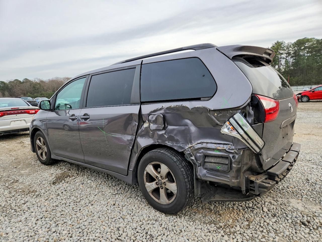 2018 Toyota Sienna le