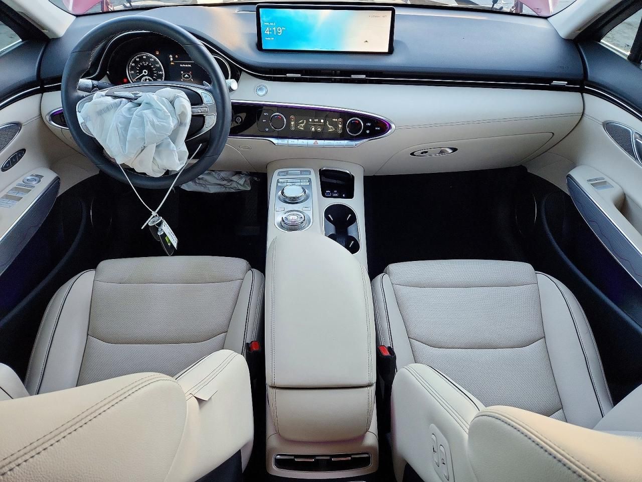 2023 Genesis Gv70 Base