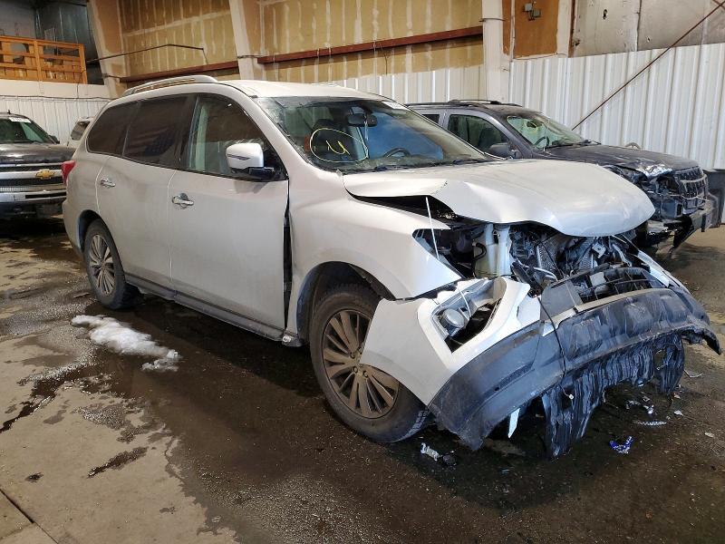 2020 Nissan Pathfinder sl