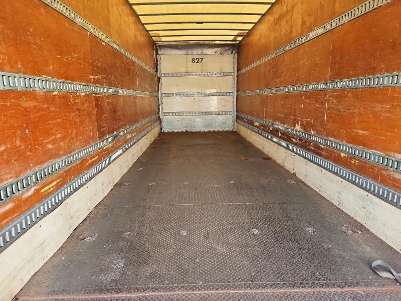 2017 Freightliner Business Class M2 BOX Truck