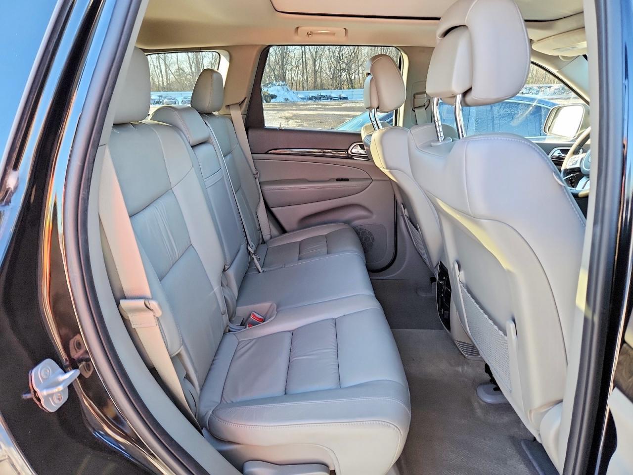 2012 Jeep Grand Cherokee Laredo