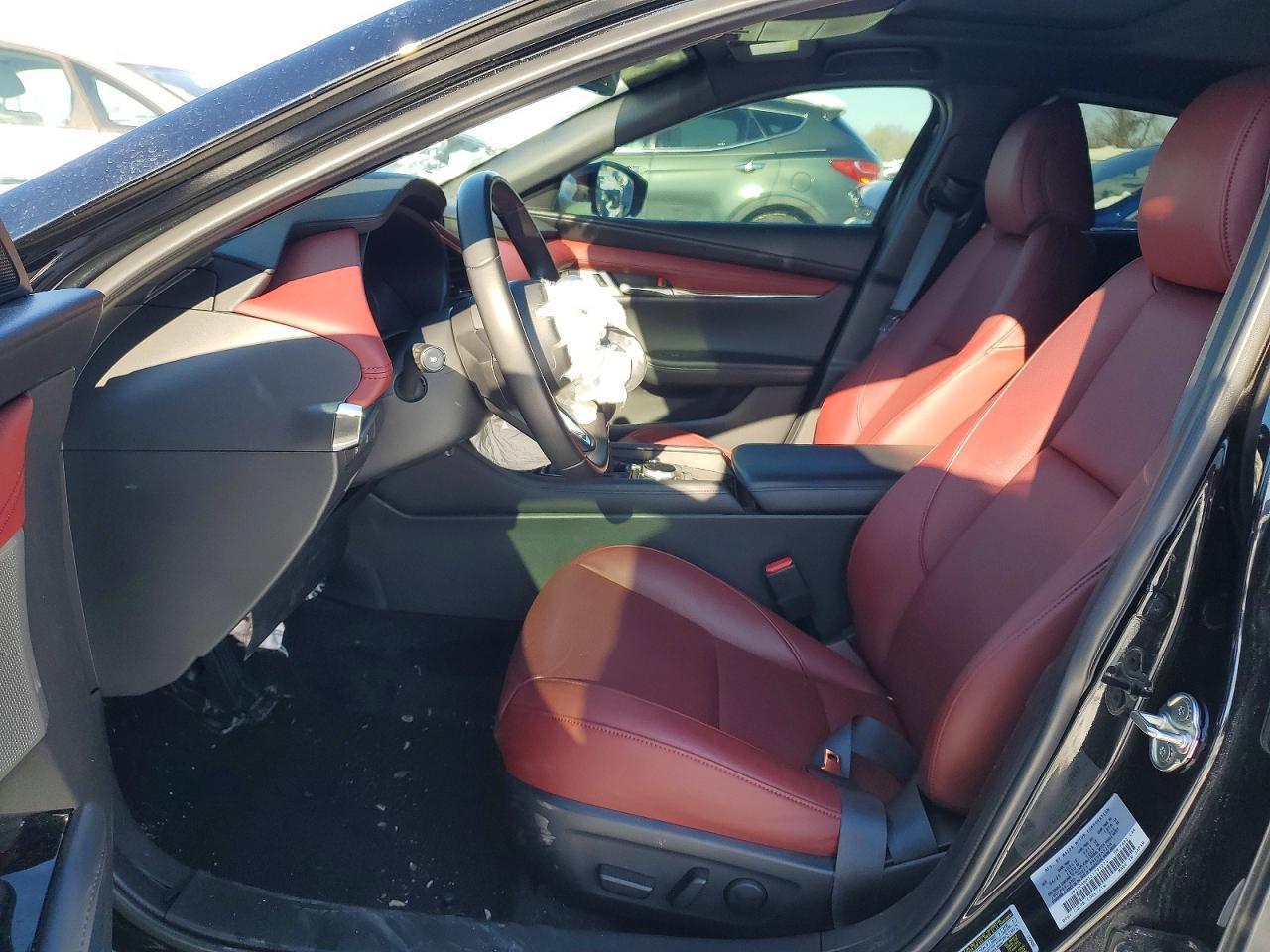 2025 Mazda 3 Premium