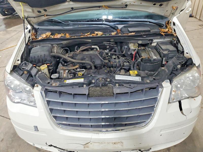 2009 Chrysler Town & Country Touring