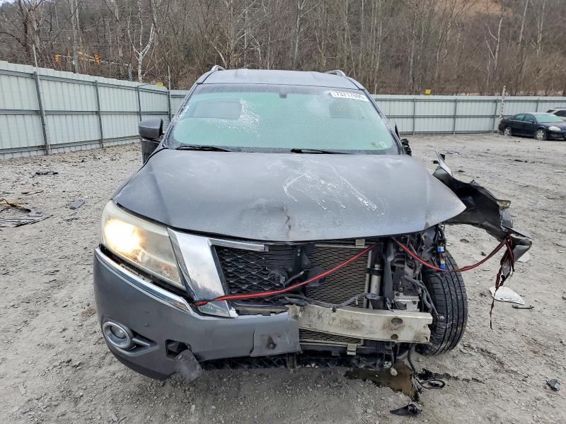 2016 Nissan Pathfinder s