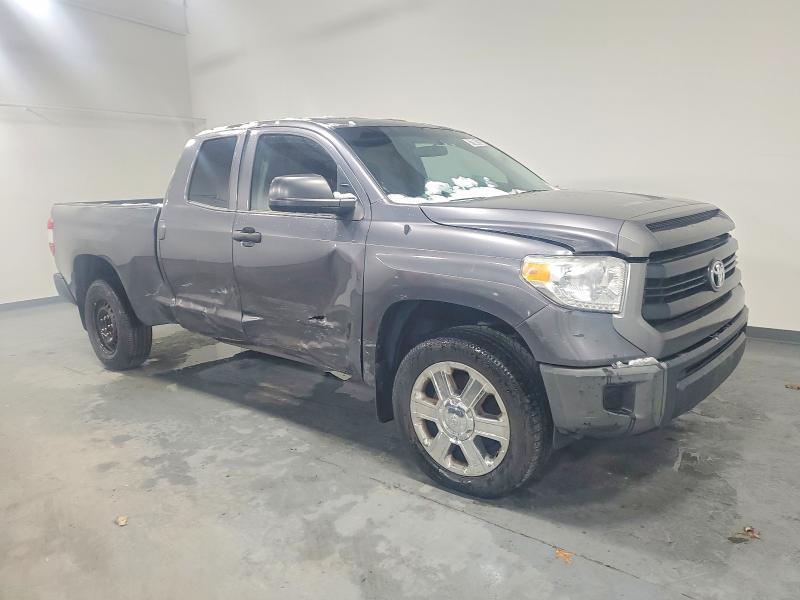 2015 Toyota Tundra SR