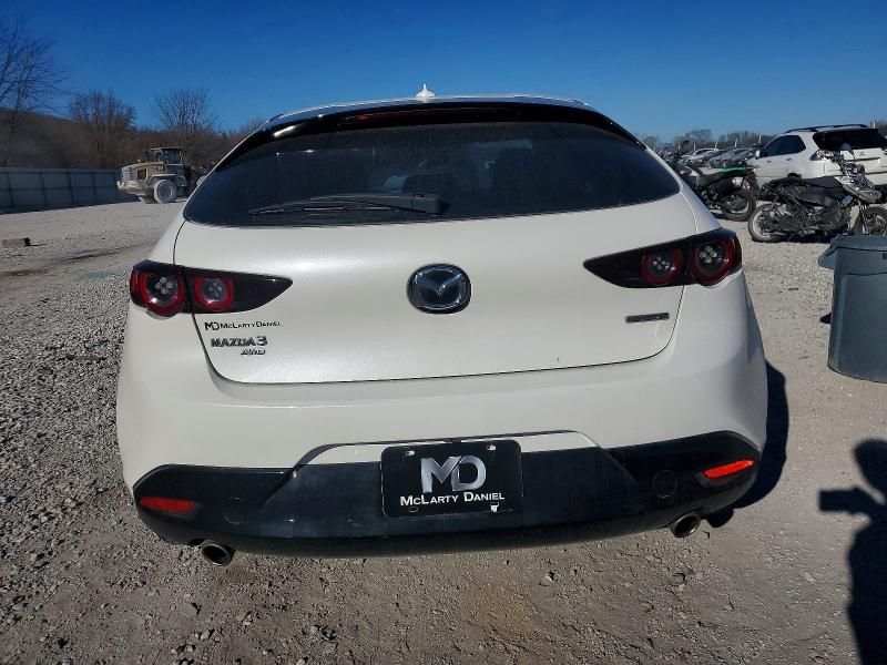 2021 Mazda 3 Premium