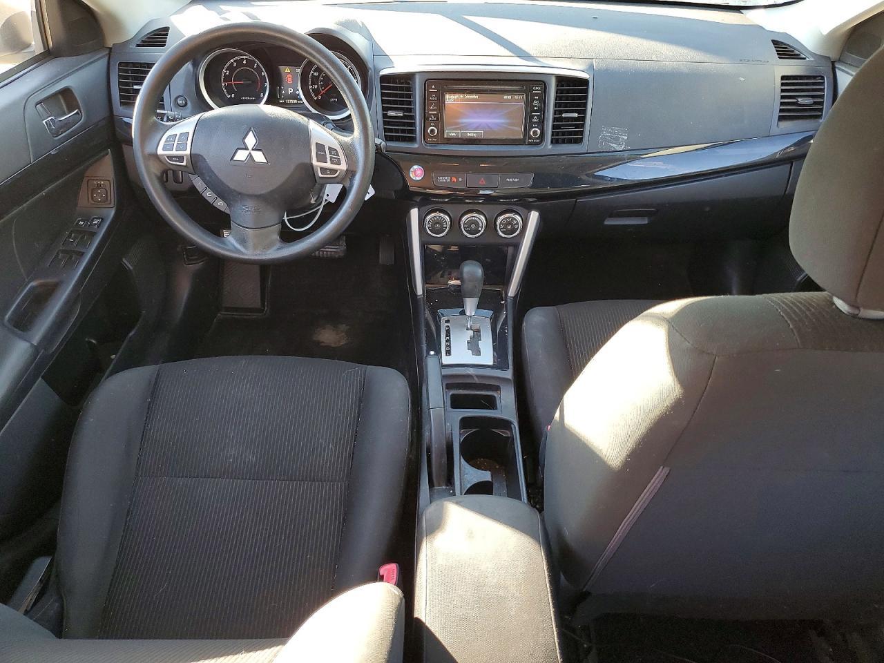 2017 Mitsubishi Lancer es