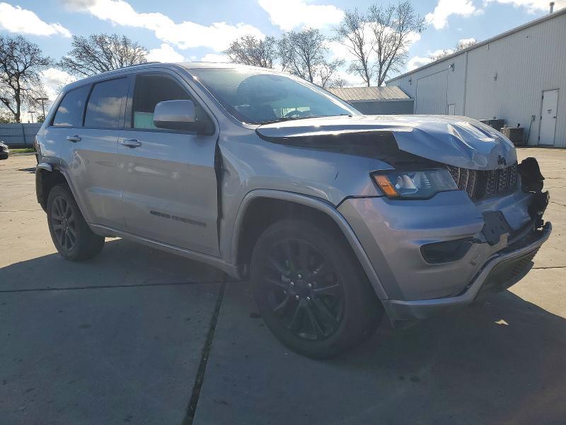 2019 Jeep Grand Cherokee Laredo