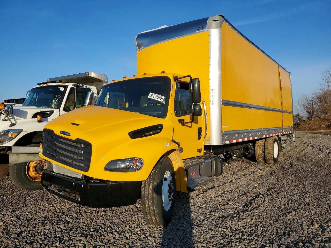2026 Freightliner Business Class M2 box Truck