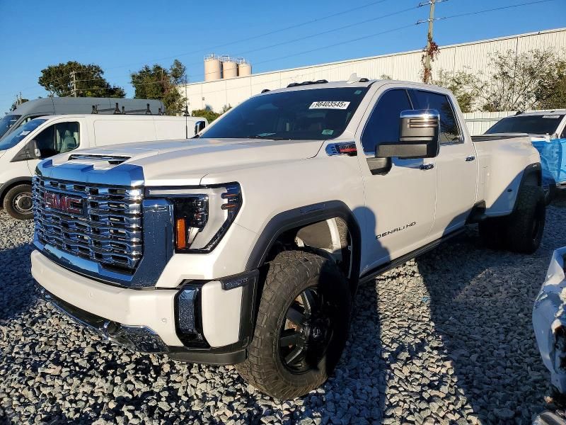 2024 GMC Sierra K3500 Denali