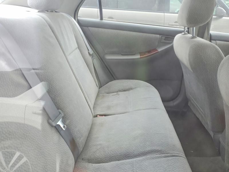 2003 Toyota Corolla le