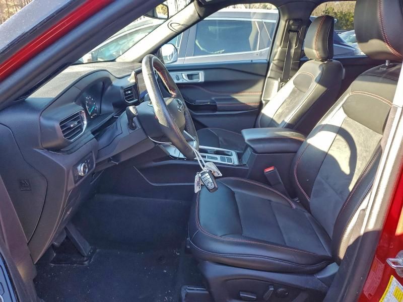 2022 Ford Explorer St-line