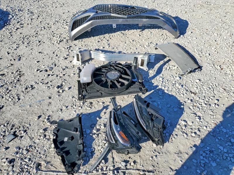 2023 Genesis G70 Base