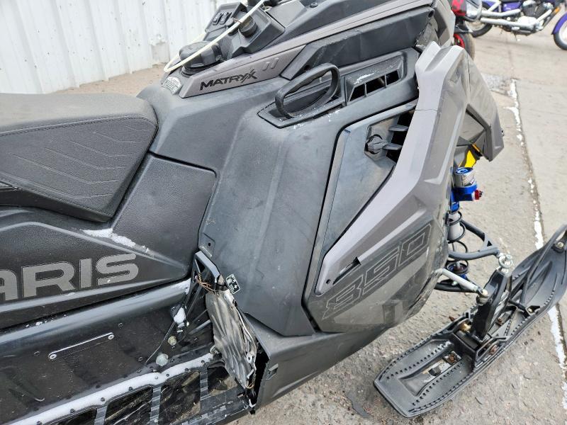 2022 Polari Matryx Snowmobile