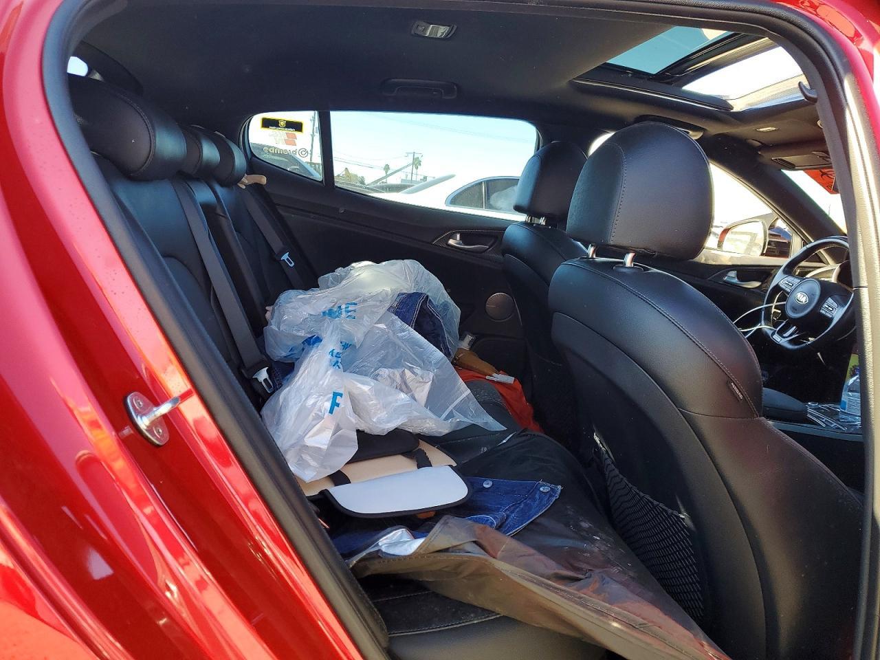 2019 KIA Stinger GT1