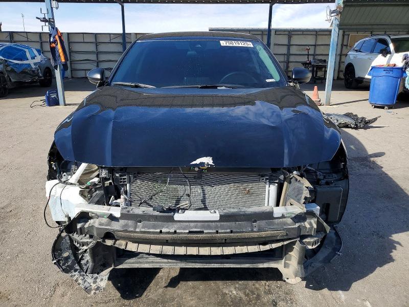 2025 Niss Altima 2.5 sv