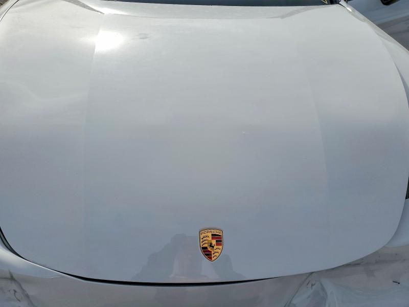 2023 Porsche Panamera Base