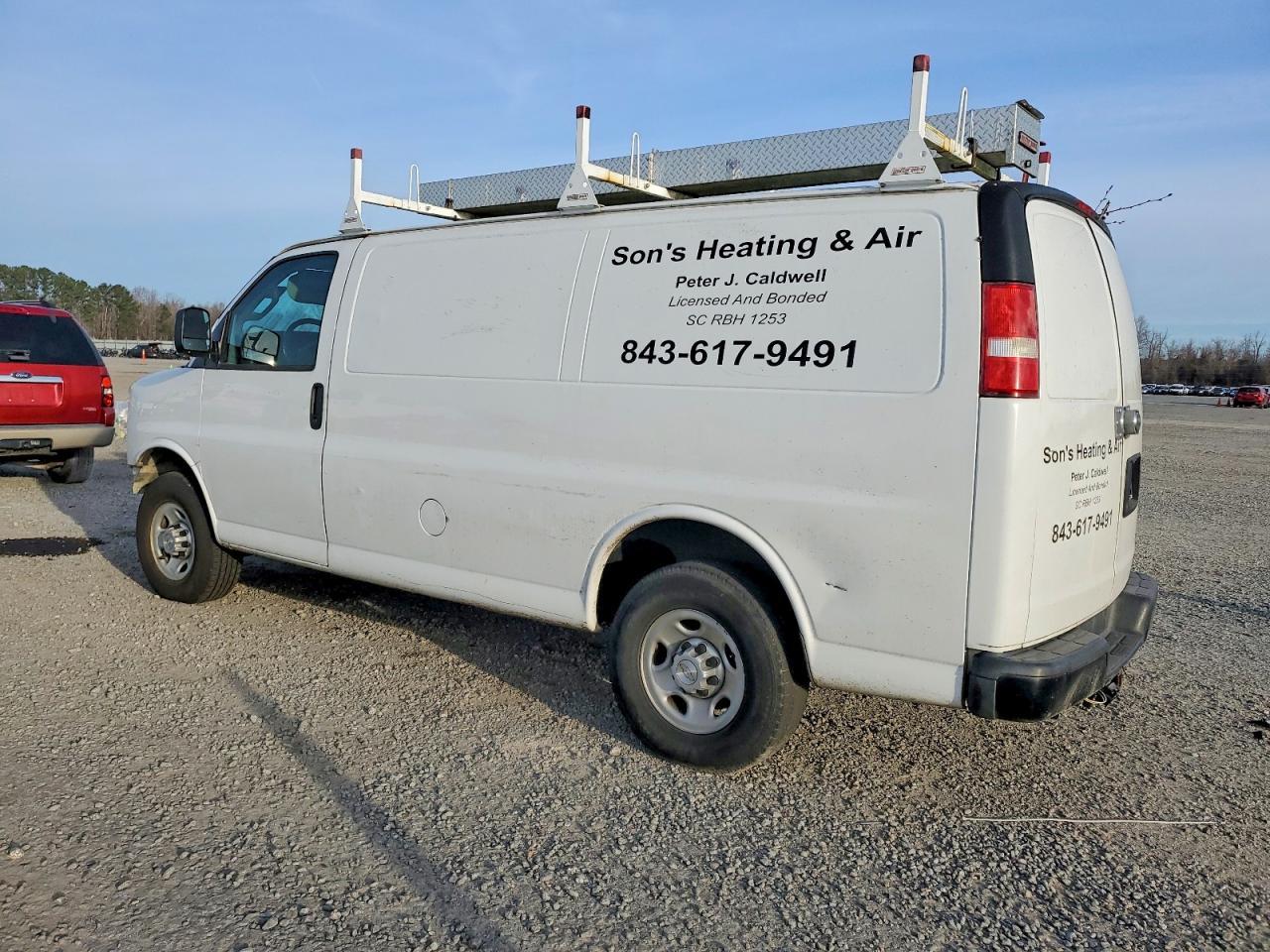2017 Chevrolet Express 3500 Utility / Service Van