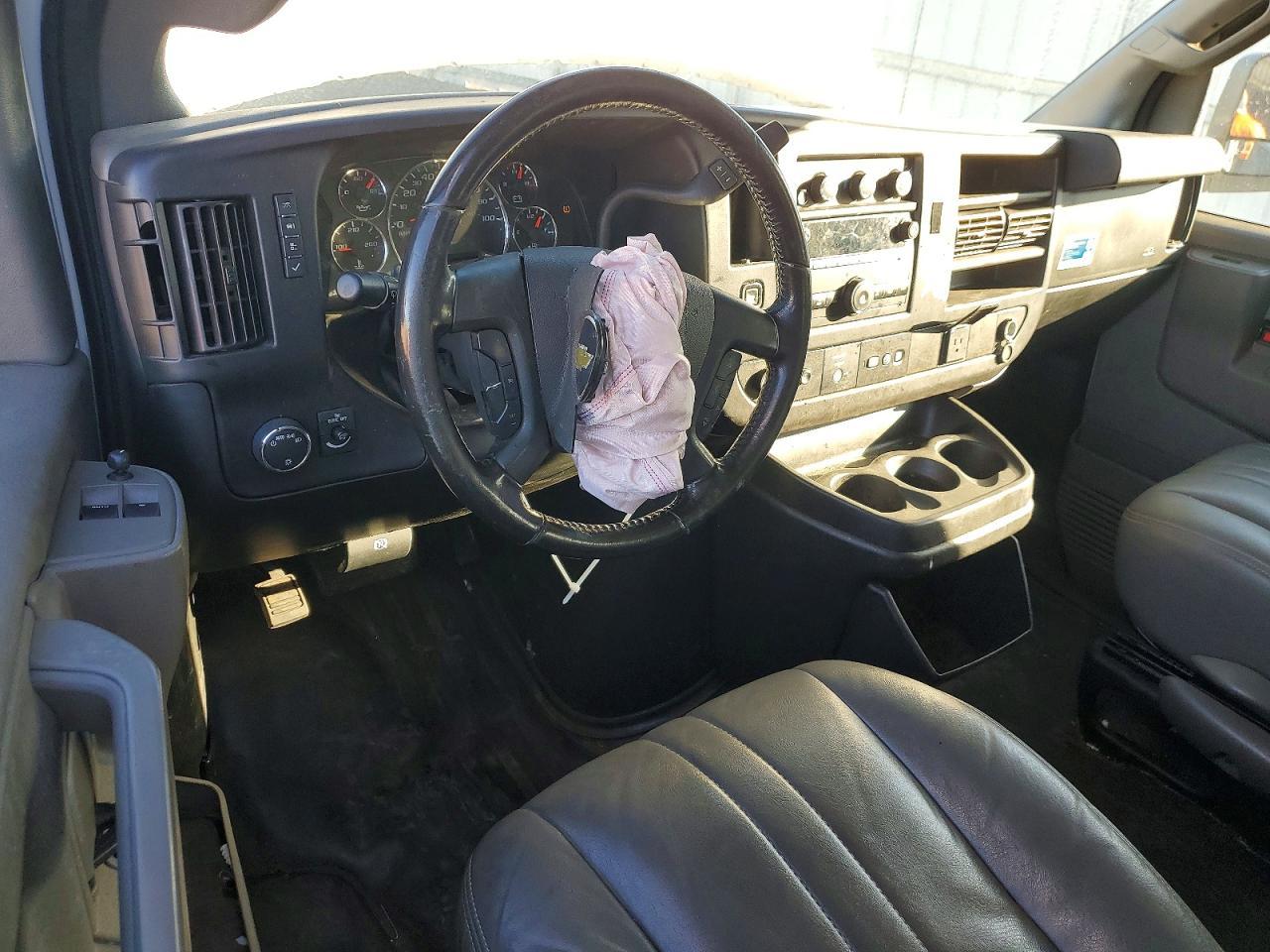 2021 Chevrolet Express G2500 Utility / Service Van