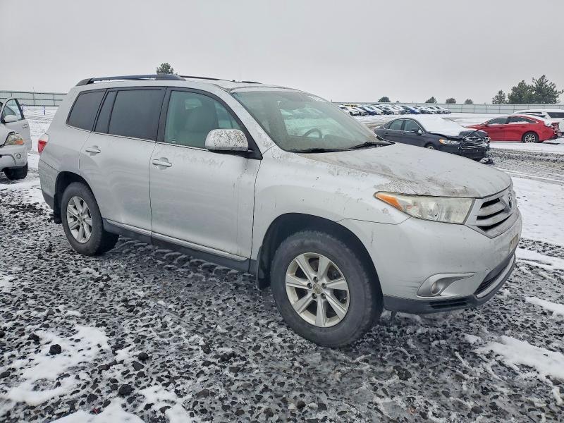 2011 Toyota Highlander se
