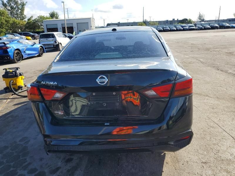 2020 Nissan Altima s