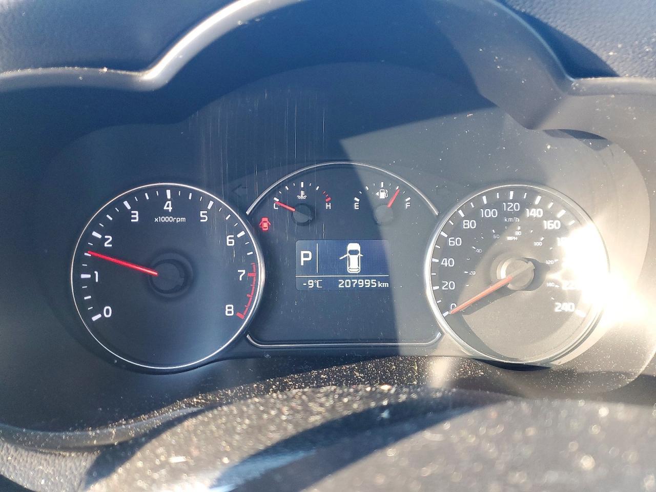 2014 KIA Rondo