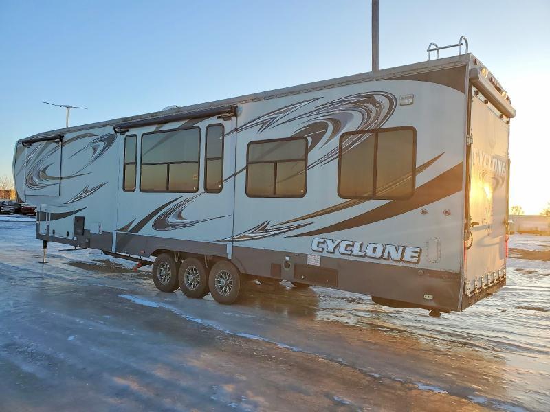 2012 Heartland 2012 Hear Cyclone TOY Hauler F