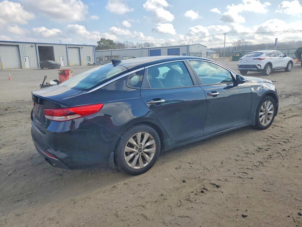 2018 KIA Optima lx