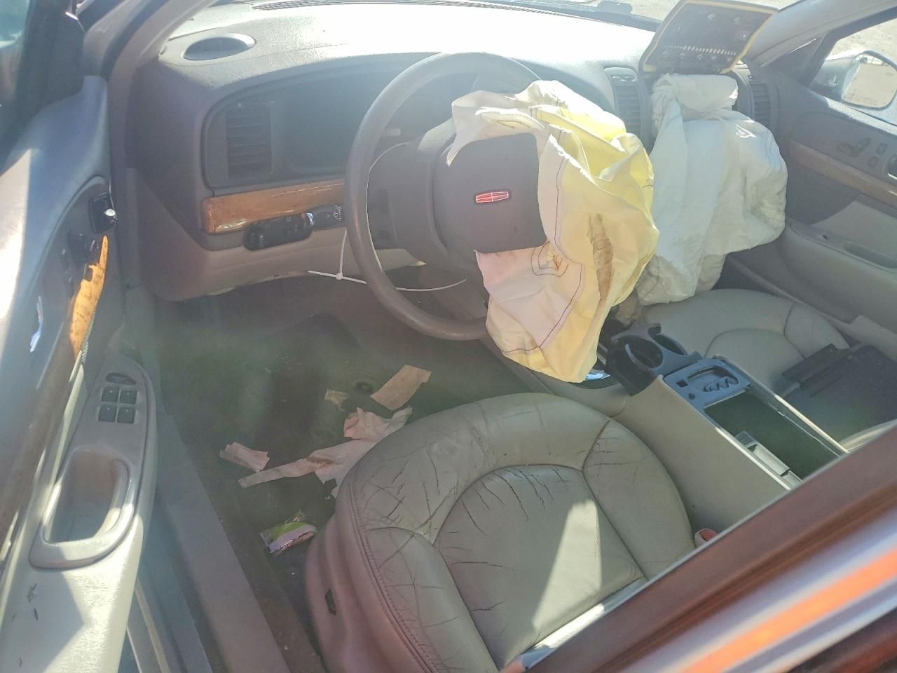 1999 Lincoln Continental