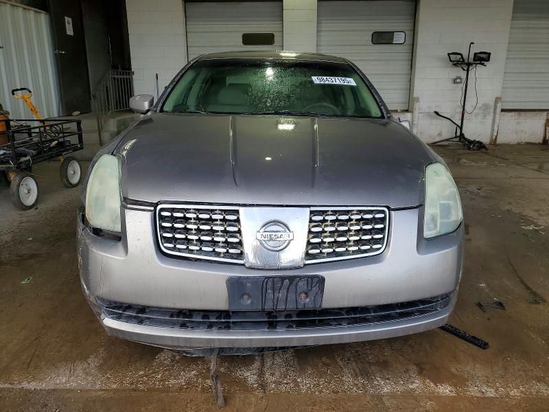 2006 Nissan Maxima se