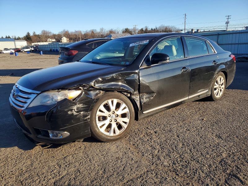 2011 Toyota Avalon Base