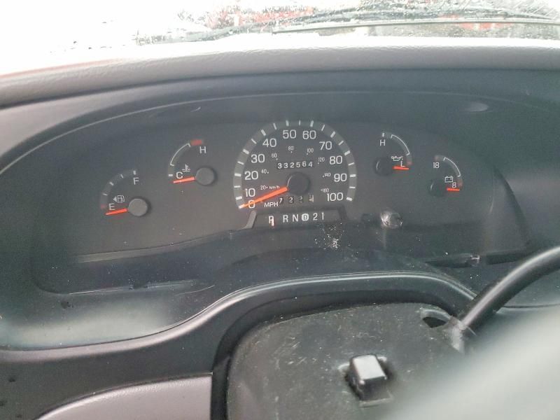 2000 Ford Econoline E250 van