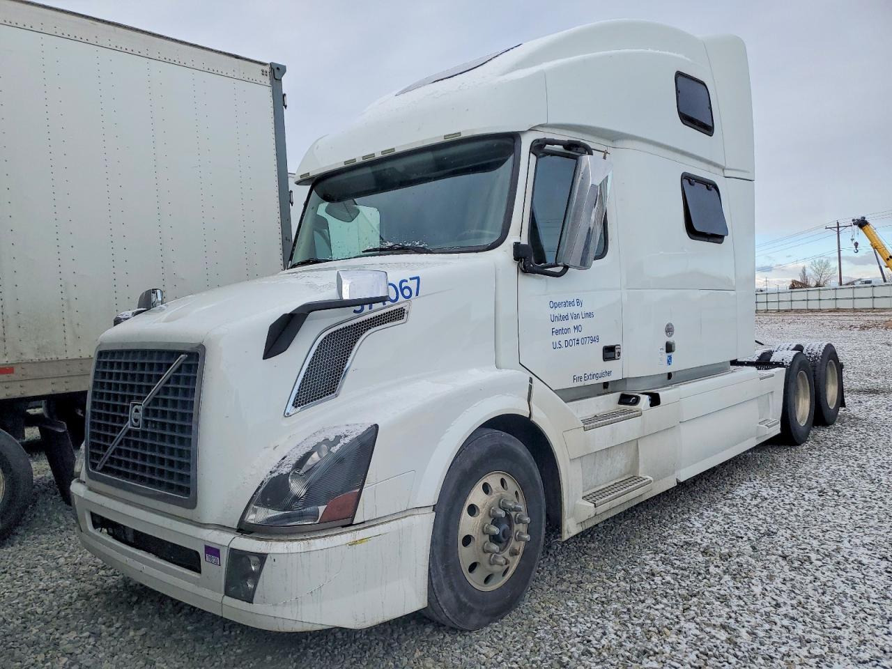 2018 Volvo VNL Semi Truck