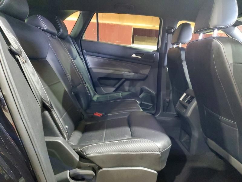 2022 Volkswagen Atlas Cross Sport se