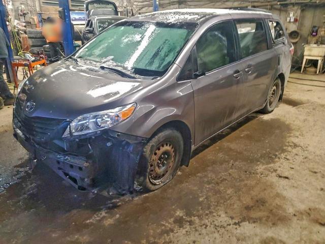 2016 Toyota Sienna le