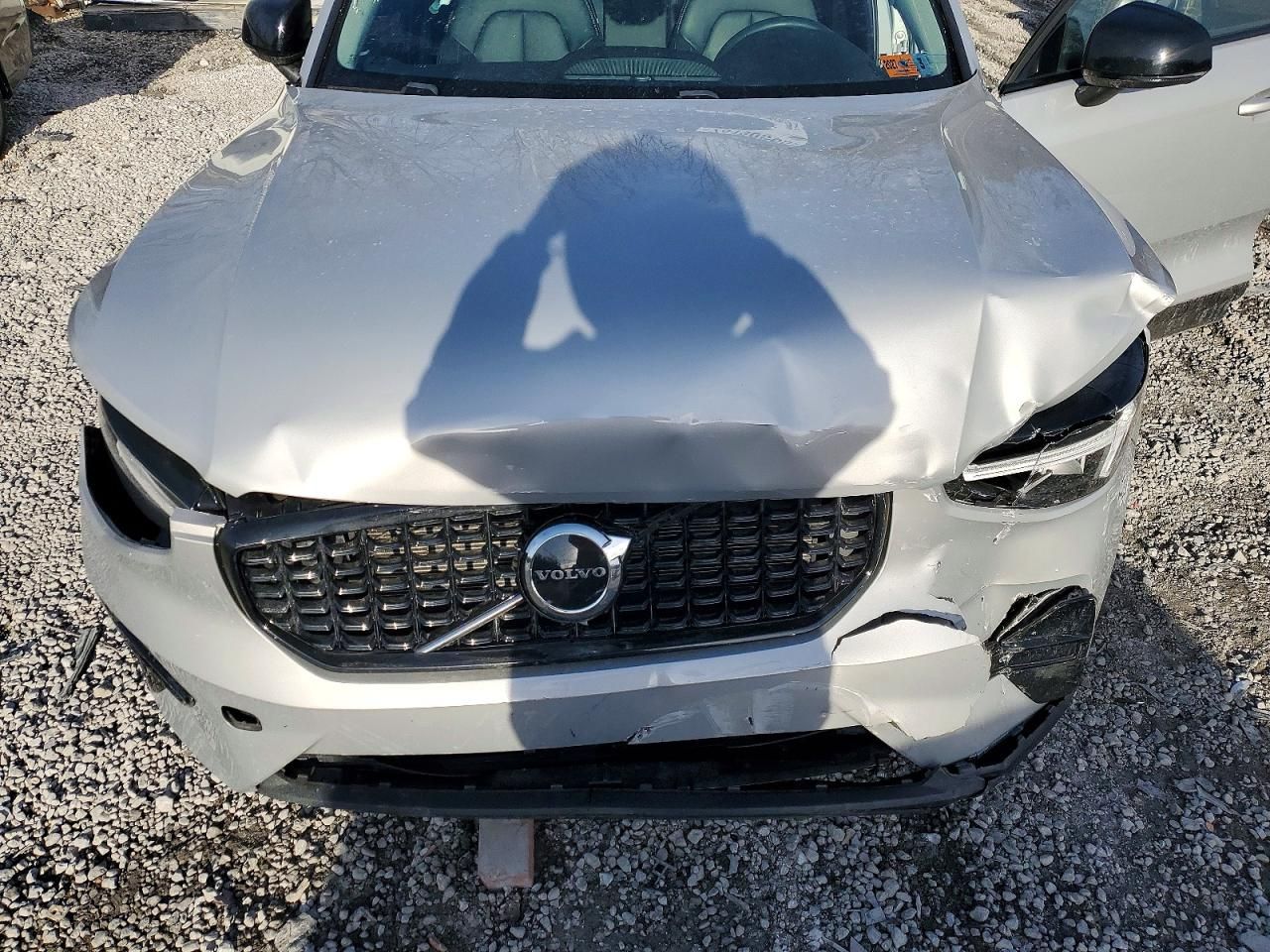 2024 Volvo Xc40 Core