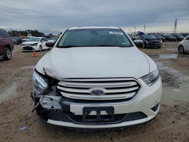 2018 Ford Taurus Limited